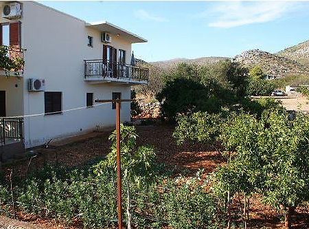 Apartments Gordana Trogir Eksteriør billede